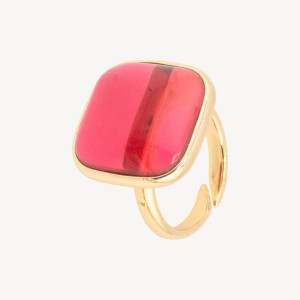 Square-shaped ring Square-shaped ring