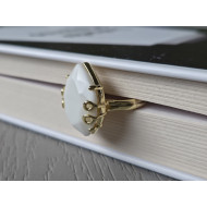 Ring with crystal