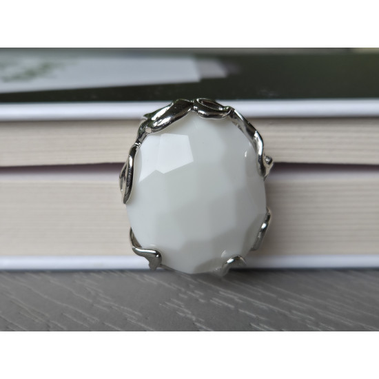 White Agate ring